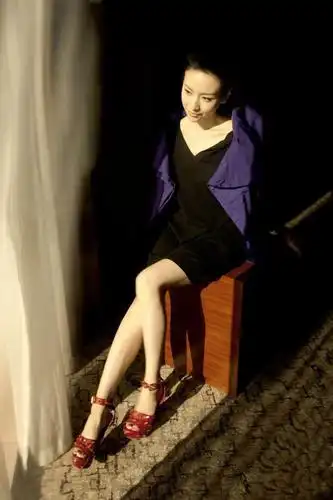 慢慢欣赏董洁这种清纯的美