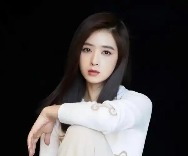 分手9年,再看叶祖新和蒋欣的"较量",才发现魔高一尺道高一丈