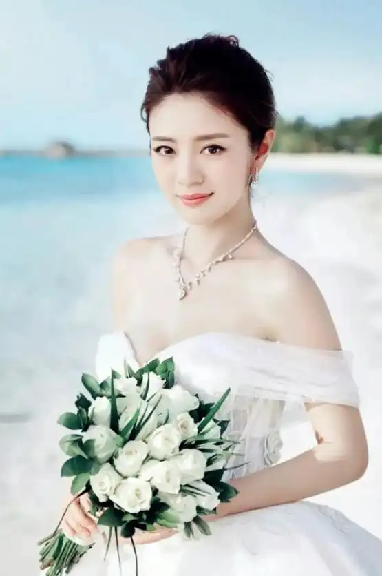 安以轩老公被捕前送前妻17亿?好友为她叫屈,豪门公主不需要同情