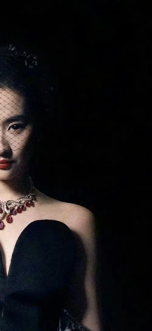 刘亦菲##双面刘亦菲芭莎封面大片##刘亦菲时尚芭莎4月刊封面##刘亦菲