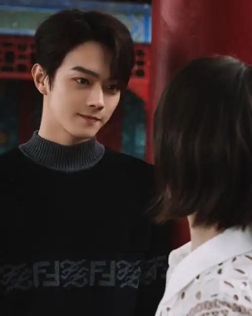 许凯吴谨言一见面就下雪##尚食许凯吴谨言雪景氛围感大片