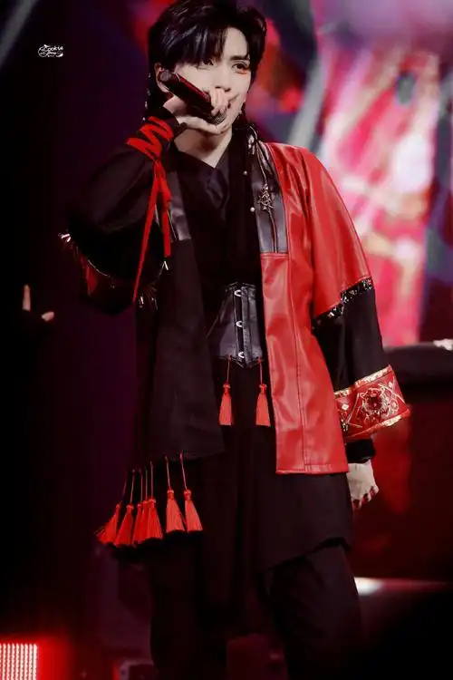 严浩翔刀马旦舞台##严浩翔 少年王者燃炸onfire