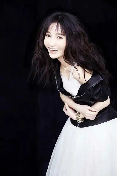 文章为什么敢在马伊琍孕期和姚笛偷情?看完照片你就懂了