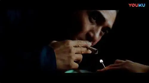 有哪些男星喝酒或者抽烟时很帅?