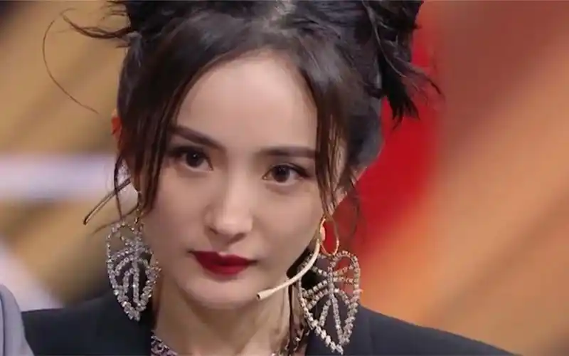 娱乐圈最讨厌的三个女星是谁?杨幂直接说出三个名字,贾玲吓懵了