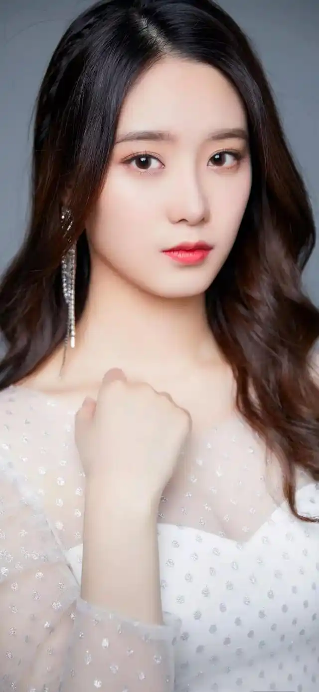 徐艺洋|新生代女星多撩人?包裹不住性感的艺洋你看过吗