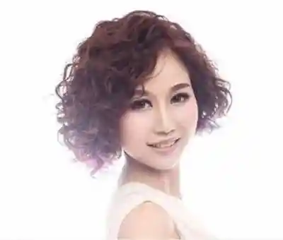 女生短发烟花烫发型图片大赏析