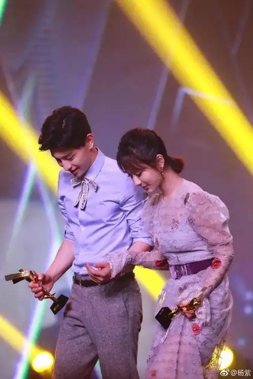 「杨紫&张艺兴,不官宣很难收场」