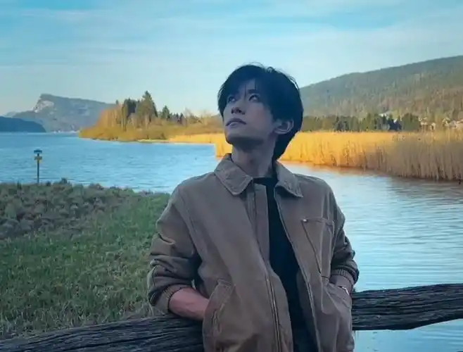 易烊千玺给工作室送的7岁生日祝福##四字 易烊千玺 yyqx 四字弟弟