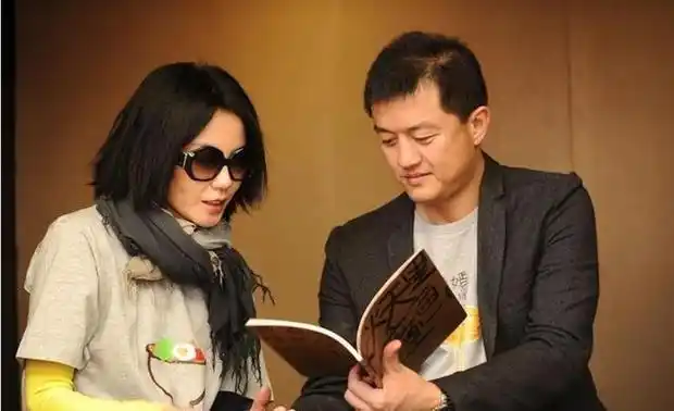 王菲与三任老公的合照 一眼就看出王菲最爱谁吗?