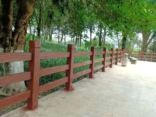 户外景区防护栏杆美丽乡村仿木栏杆的安装仿木栏杆的特点