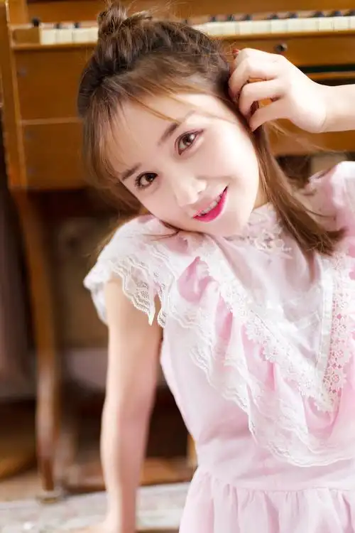 你的眼睛会笑美女图片