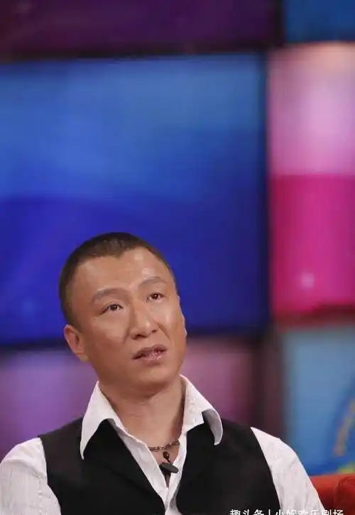 孙红雷和她拍吻戏,不仅呕吐3天还留下阴影,至今不敢接吻戏_时候_角色