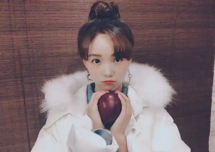 吕小雨 - 堆糖,美图壁纸兴趣社区