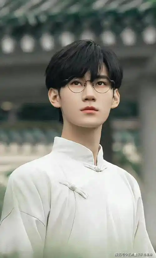 "钓系之神"时代少年团张真源有多迷人?