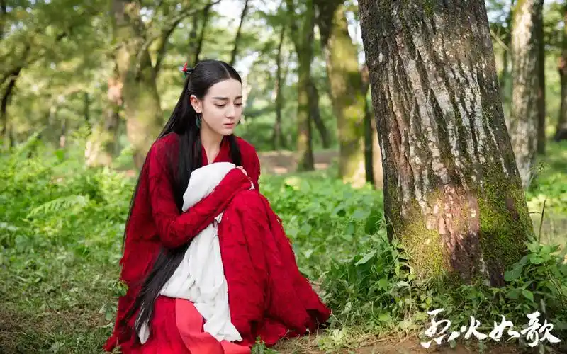 《烈火如歌》最新剧照桌面壁纸