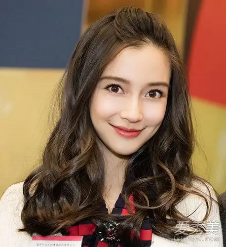 范爷用卷发撩了半个娱乐圈 同款学起来也很简单 明星卷发发型