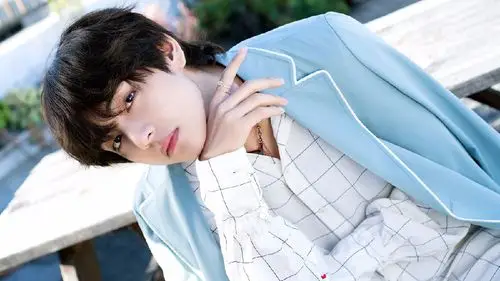 app他的关注(92)微关系查看更多a0498关注5402粉丝295微博他的主页