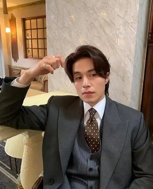 裴秀智恋爱史:从金秀贤到李敏镐,故事比电影还要精彩