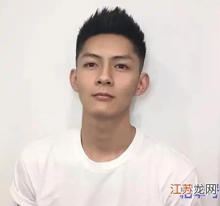 方脸男适合烫什么样发型好看,方脸男生适合烫什么头发