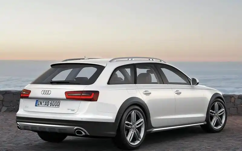 2013款帅气奥迪a6汽车