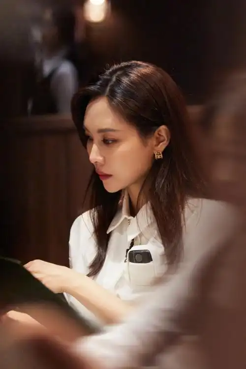 【#密室大逃脱ip对撞季#《陶寨风云(上)》@王霏霏fei高清剧照】遇到