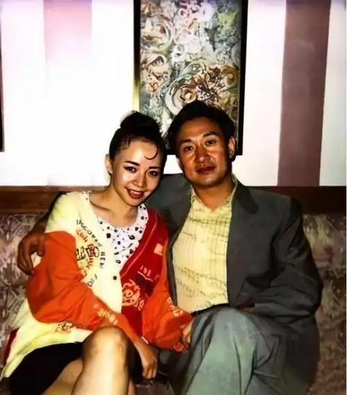 回顾英达之子巴图感谢父母离婚有了继父后我才明白什么是家