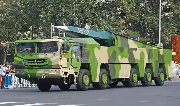 东风100导弹,df100是什么导弹(东风100更是震撼世界)