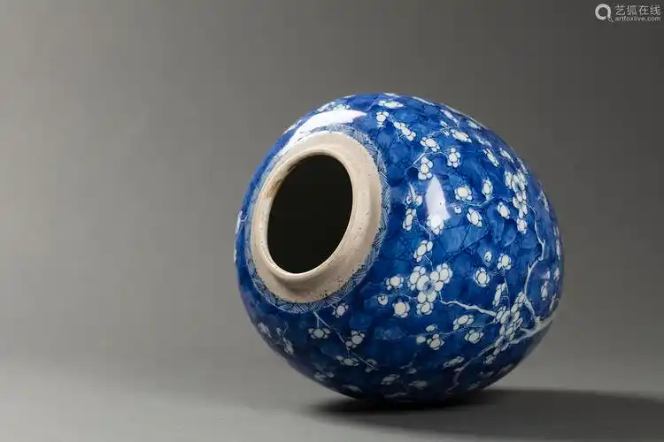 清康熙青花冰梅罐