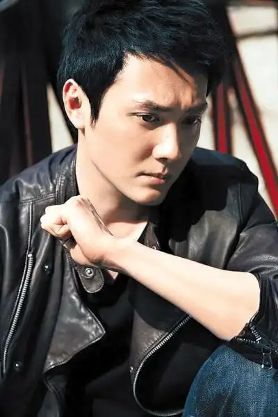 中国内地男演员冯绍峰,这位明星果然不一般,很特别的演员