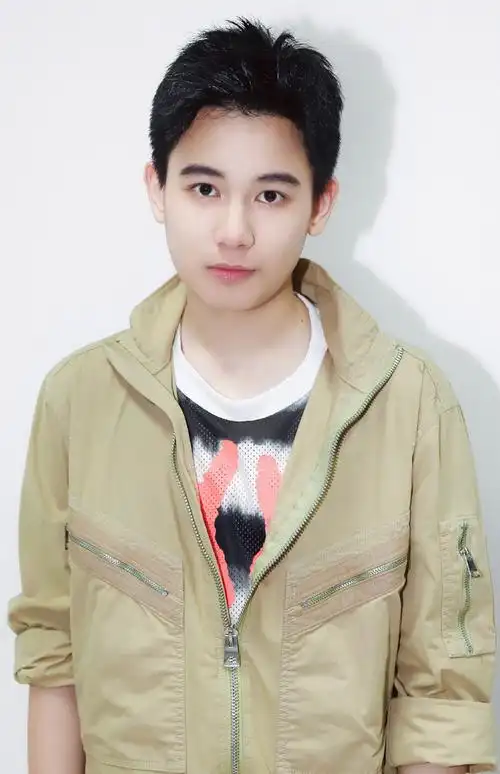 胡先煦中文名:胡先煦/英文名:hu xianxu职业:,演员,简介:胡先煦,中国