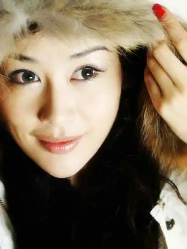 在央视八套重播,因《特殊争夺》身价倍增的史上最美间谍周扬在该剧中