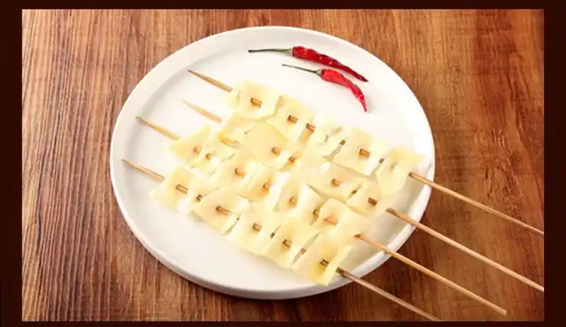 户外烧烤牛筋串半成品 烧烤生鲜牛板筋串30串大串 生牛板筋烤肉串