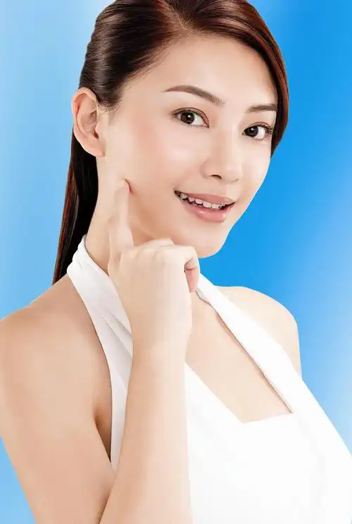 香港艺人应采儿