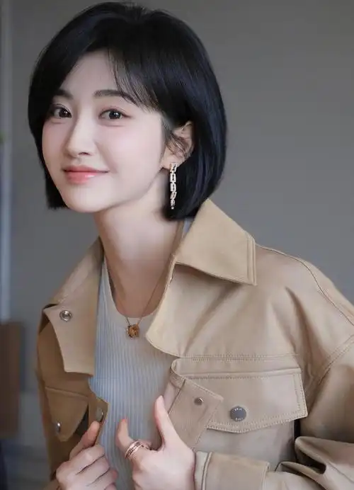 景甜甜美短发造型