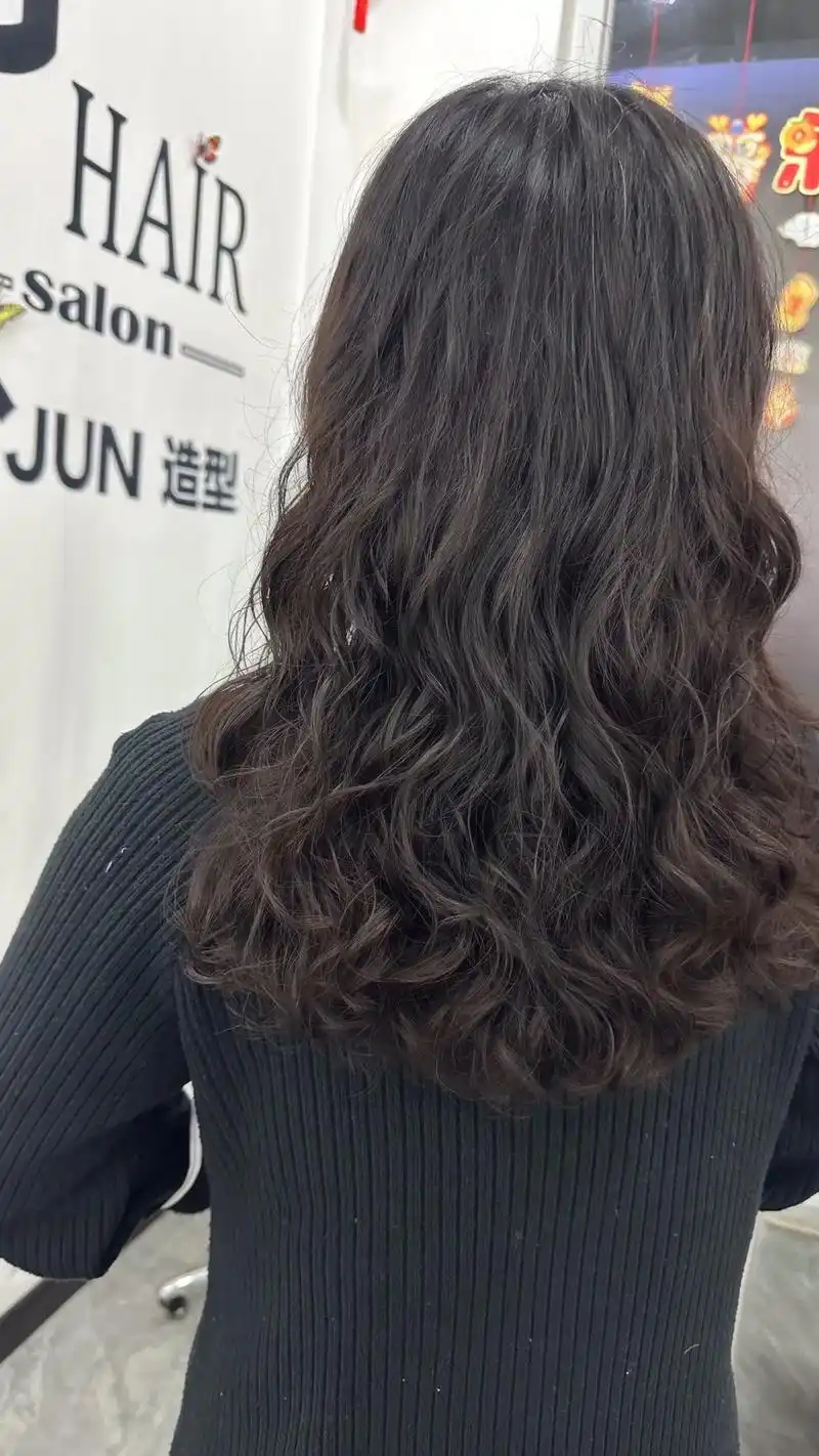 烫发推荐 #中长发烫卷发型效果图 #烫发 大波 - 抖音