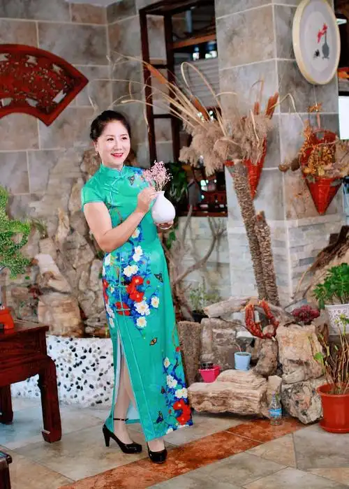 旗袍韵味 - 美篇