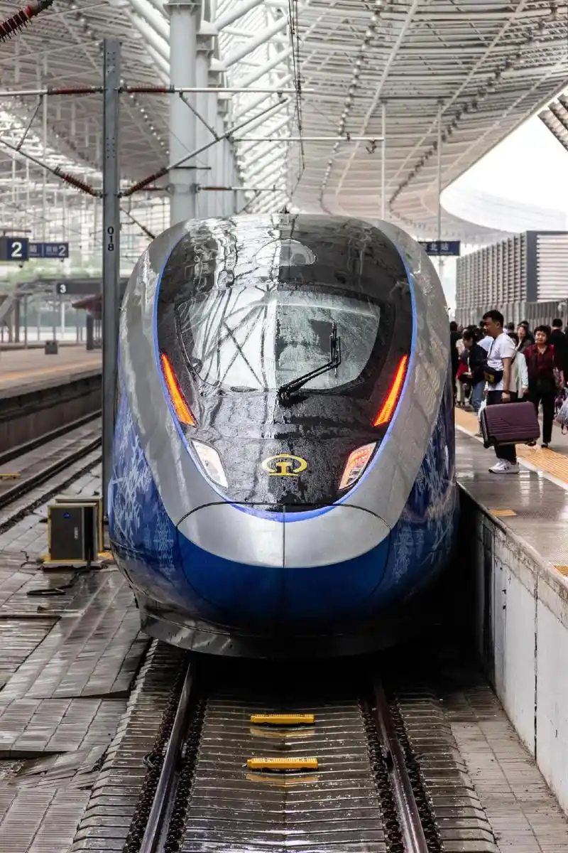 北京冬奥雪花列车 包兰高铁包银段建设展望