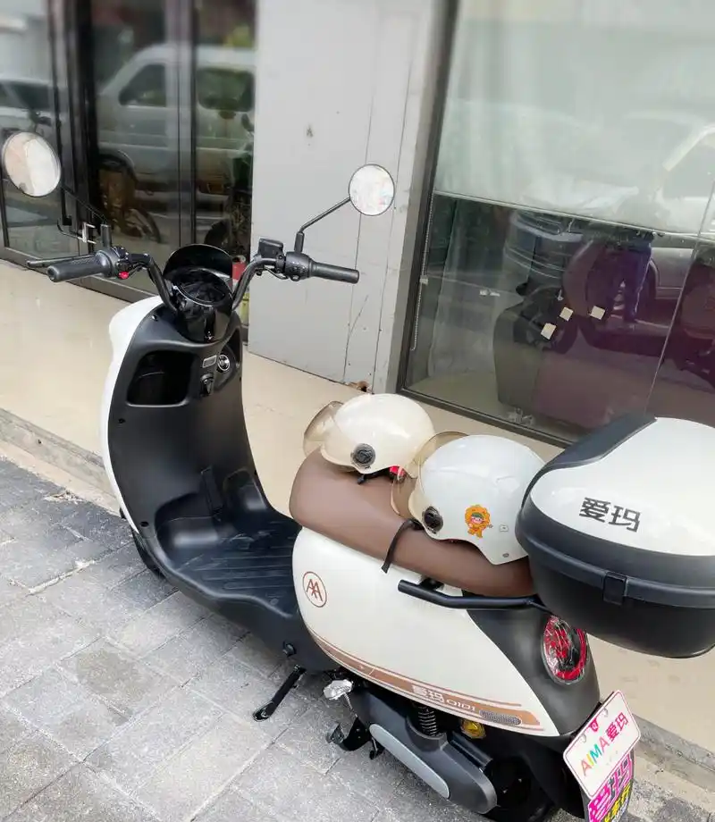 爱玛电动车 欣果q101 终于有自己的电动车了 不用和老公抢着用了哈哈