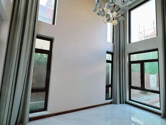 【多图】丽高王府(别墅),天竺租房,700平!随时看!我能谈优惠!