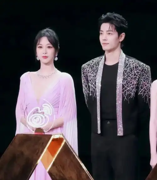 刘大锤赌上名声曝顶流恋爱,肖战王一博都有嫌疑|杨紫|乐器|王俊凯|朱