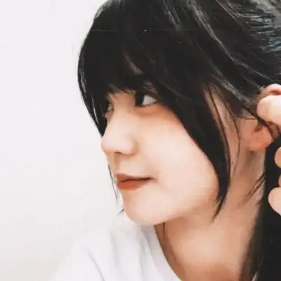 高雅气质美女头像高清漂亮的气质美女头像微信正脸图片