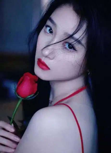 明星关晓彤简介明星关晓彤个人简历