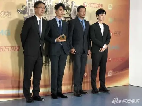 武大靖给江疏影颁奖 关晓彤谈艺考王凯揭暴瘦秘密
