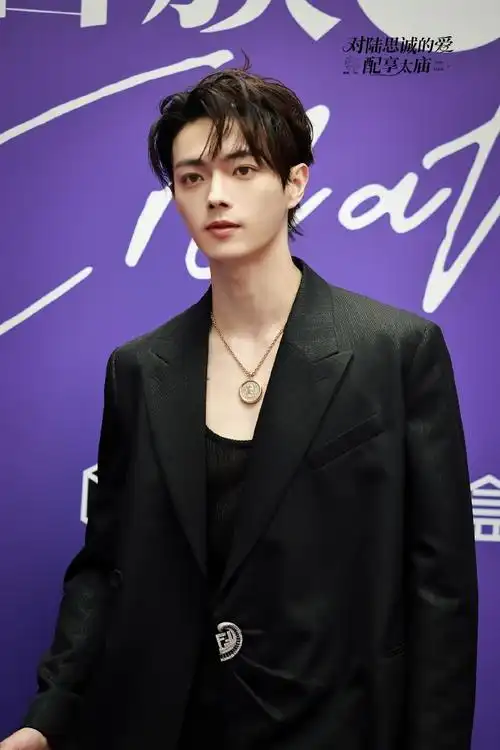 20240531,许凯gq活动红毯    许凯太好看了    @许凯soso