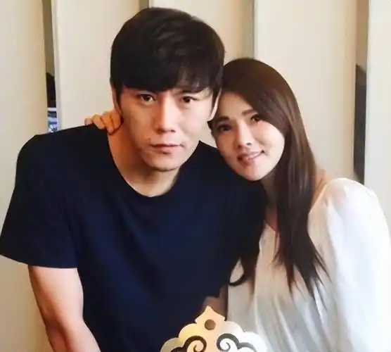 有一种"美好"叫秦昊和伊能静,结婚八年,现在恩爱如初