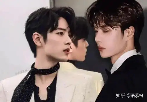 肖战王一博避嫌?王俊凯走歪了?王源养嫂子?卢昱晓张凌赫捆绑销售?