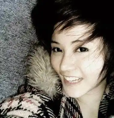 能够娶得谢娜也是人生的一大幸,而张杰那个相识于微的前女友段曦,23岁