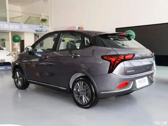 【哪吒v让利促销中 目前优惠高达7000元_山东金万通集团哪吒汽车优惠