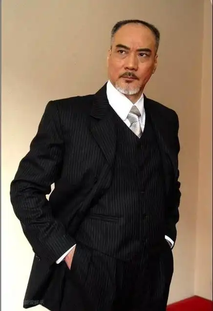 1950年10月16日出生于广东省江门市新会区,中国香港影视男演员